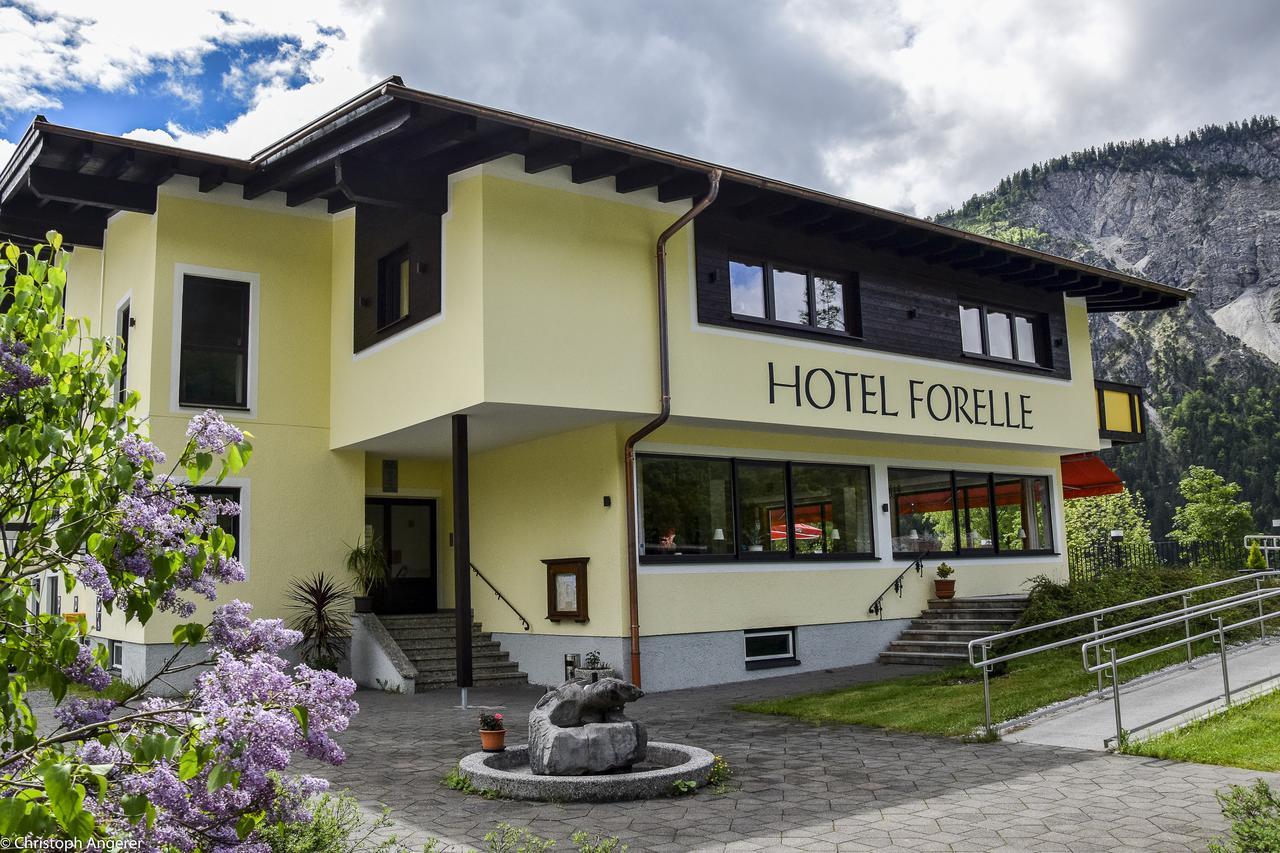 Hotel Forelle Plansee Exterior photo